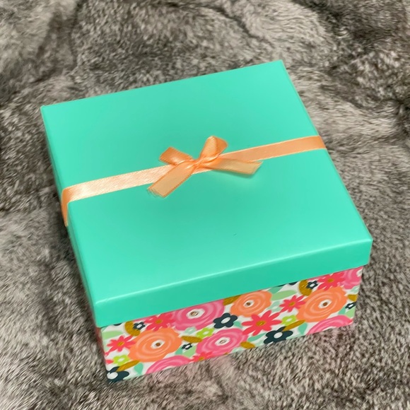 Vintage style bundle of cuff bangles - Picture 6 of 14